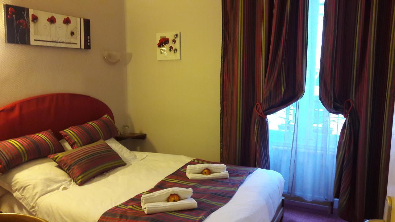 Sées Logis Hotel Et Restaurant Du Dauphin מראה חיצוני תמונה